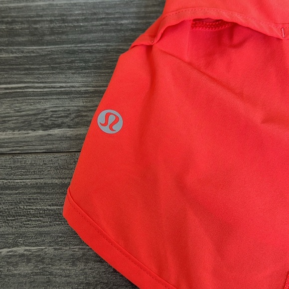 Lululemon Speed Up Shorts - Picture 2 of 7